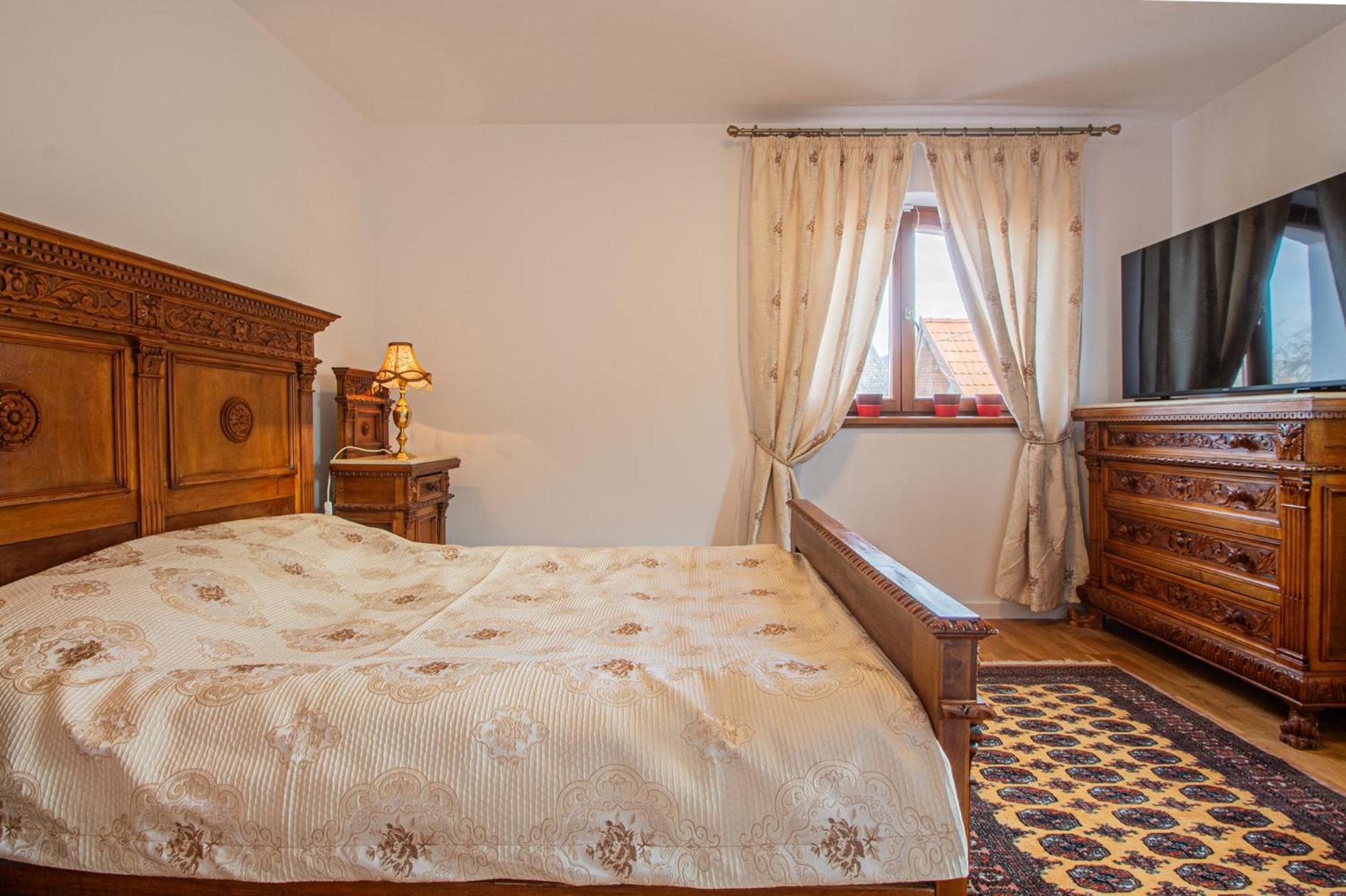 Runca-N Rai Hotel Cristian  Buitenkant foto