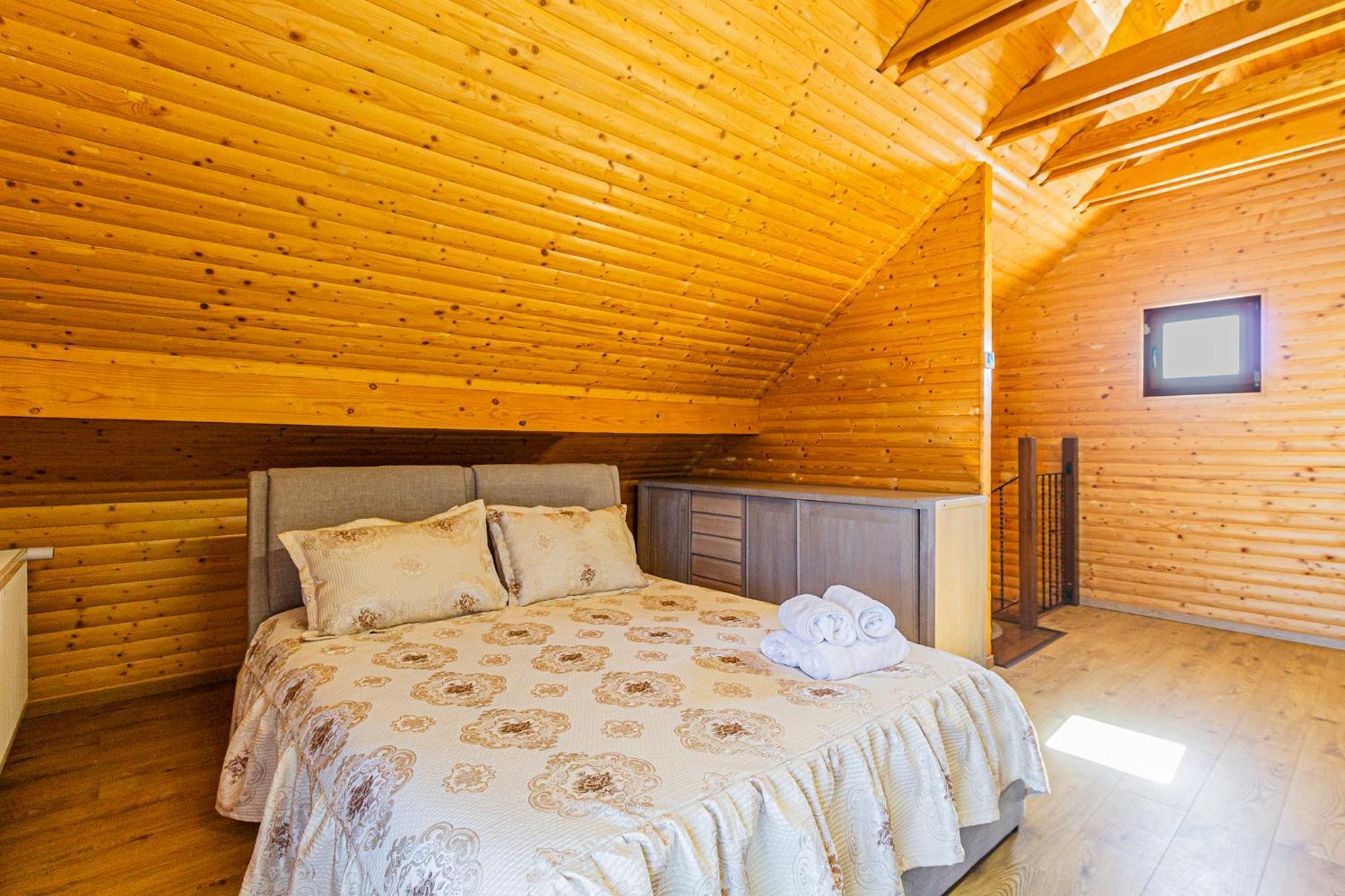Runca-N Rai Hotel Cristian  Buitenkant foto